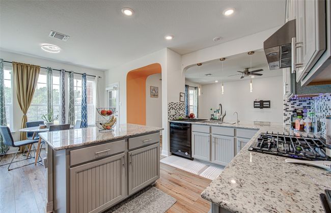 Kitchen Gas Range, Dishwasher, Cooking Vent, Sensor Sink Tap, divided Kitchen Sink | Image 14