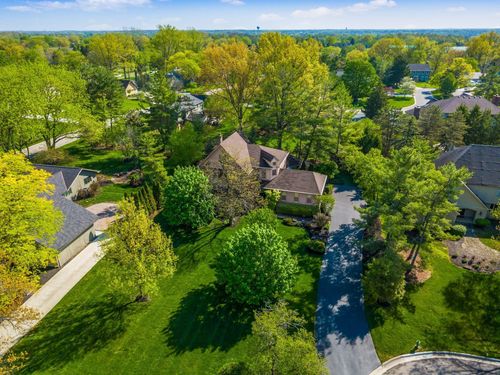 8642 Hawick Ct S, Dublin, OH, 43017-9613 | Card Image