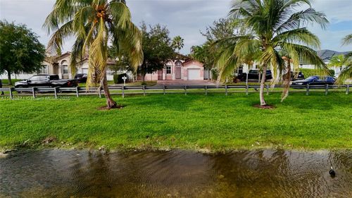 15451 Sw 22nd Ter, Miami, FL, 33185-5865 | Card Image