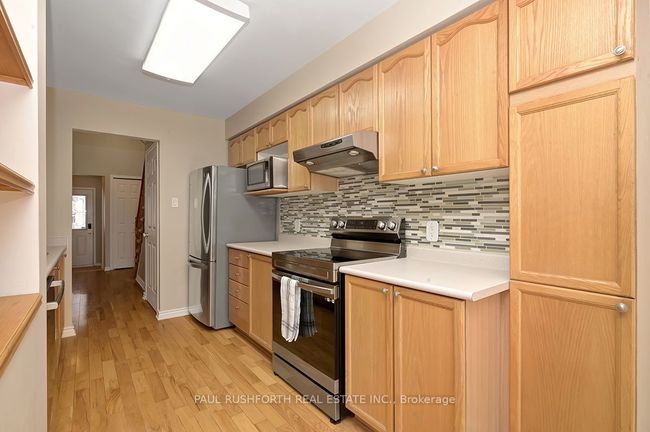 4587 Ogilvie Walk Cres, House attached with 3 bedrooms, 3 bathrooms and 2 parking in Gloucester ON | Image 12