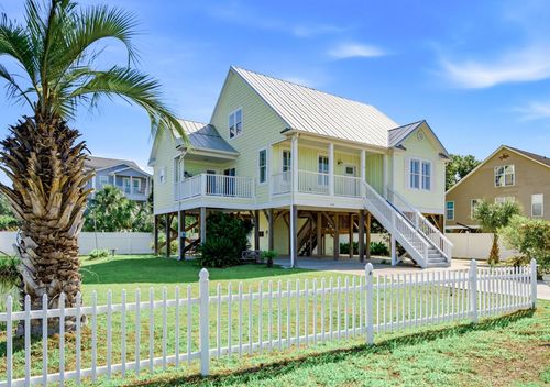 208 Vista Dr, Murrells Inlet, SC, 29576-9026 | Card Image