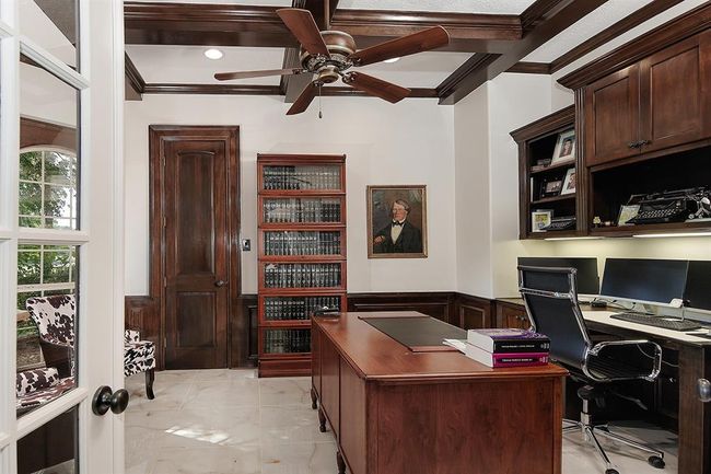 28107 Buena Way, House other with 5 bedrooms, 5 bathrooms and 7 parking in Spring TX | Image 7