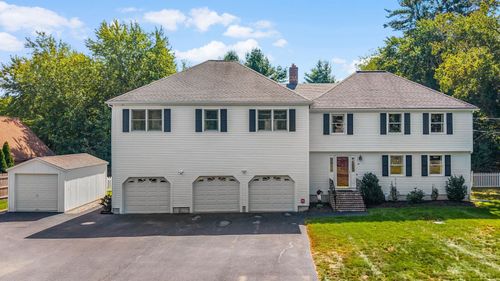 43 Fieldcrest Dr, East Bridgewater, MA, 02333-2162 | Card Image