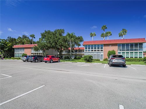 201-17 Vista Palm Ln, VERO BEACH, FL, 32962-0817 | Card Image