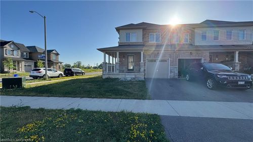 7779 Redbud Lane, Niagara Falls, ON, L2H3S2 | Card Image