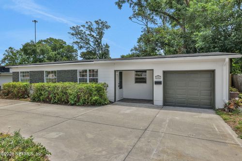 3701 Copper Cir E, Jacksonville, FL, 32207-6805 | Card Image