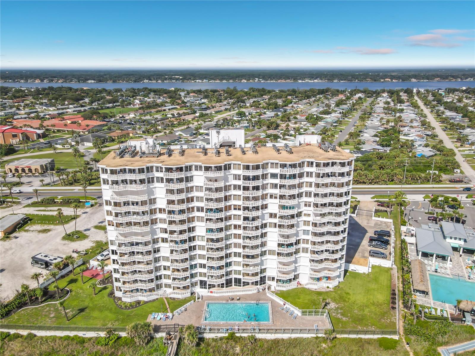 Residential in ORMOND BEACH 3