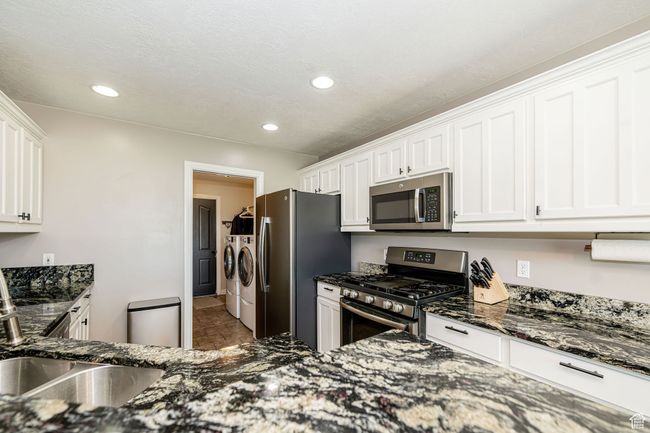3520 2600, House other with 4 bedrooms, 2 bathrooms and 13 parking in Plain City UT | Image 6