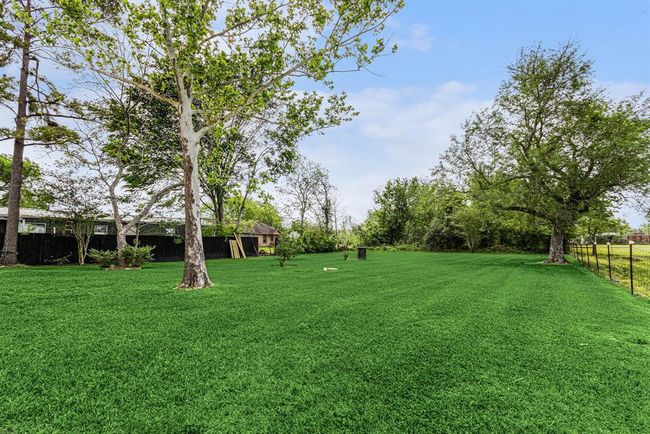 6302 Amie Ln, House other with 2 bedrooms, 2 bathrooms and 2 parking in Pearland TX | Image 12