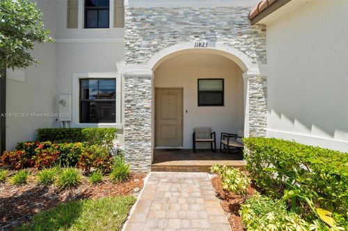 11823 Sw 247th Ter, Homestead, FL, 33032-3017 | Card Image