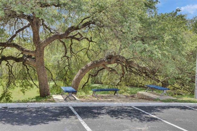 View of vehicle parking | Image 27