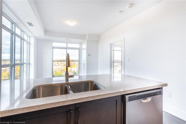 902 - 450 Dundas St E, House attached with 2 bedrooms, 2 bathrooms and 2 parking in Hamilton ON | Image 19