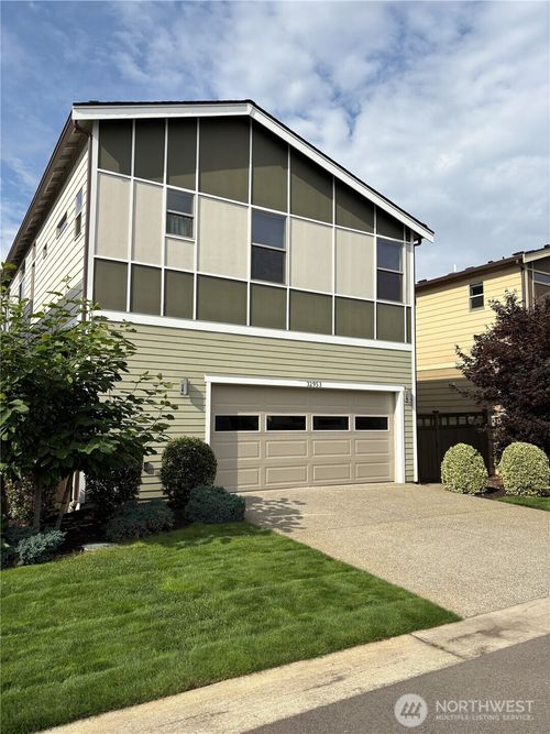 32953 Skyline Ln, Black Diamond, WA, 98010-5013 | Card Image