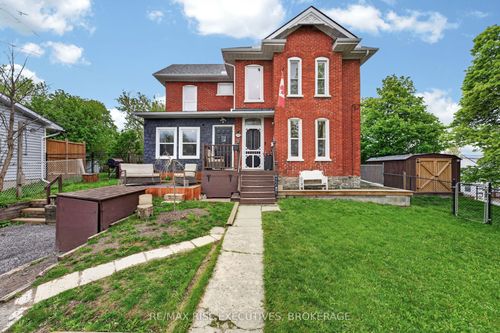 18 Stone St, Belleville, ON, K8P1Z9 | Card Image