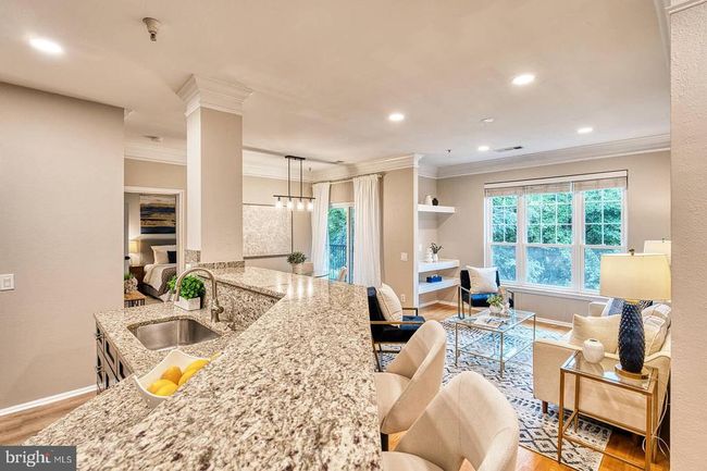 UNIT-9208 - 1530 Spring Gate Dr, Condo with 3 bedrooms, 2 bathrooms and null parking in MCLEAN VA | Image 4