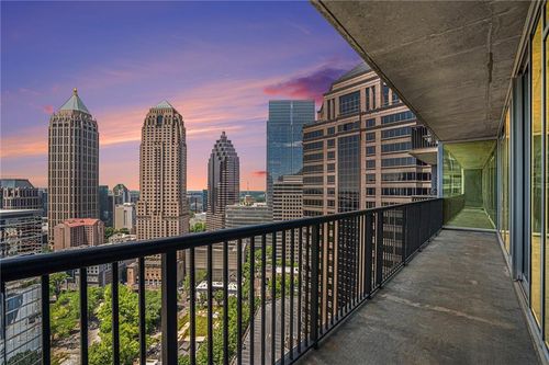2515-1080 Peachtree St Ne, Atlanta, GA, 30309-6835 | Card Image