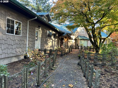 41225 E Larch Mountain Rd, Corbett, OR, 97019-9723 | Card Image