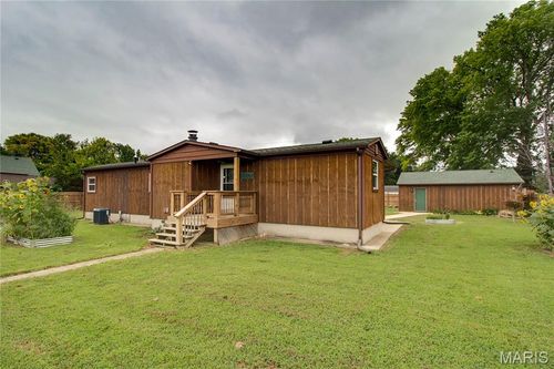 703 29th St, Granite City, IL, 62040-2115 | Card Image