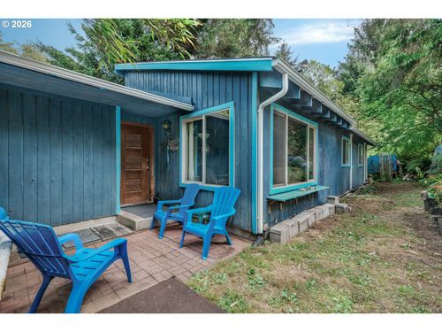 7135 Sw Surfland St, South Beach, OR, 97366-9806 | Card Image