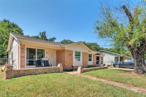 12608 Crestwood Ln, Balch Springs, TX, 75180-1906 | Card Image
