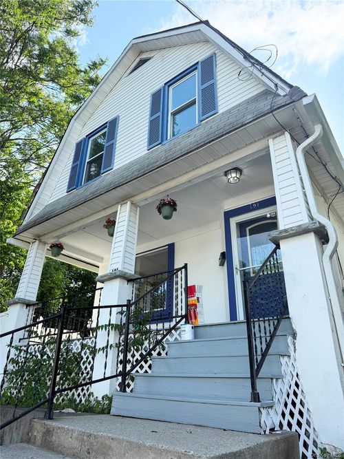 101 N Beacon St, Middletown, NY, 10940-4706 | Card Image