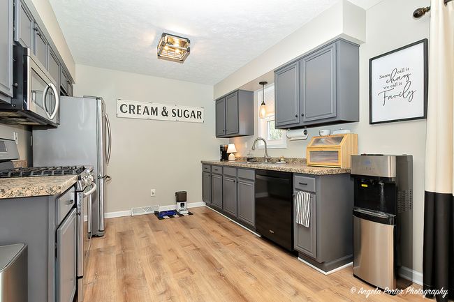 155 Shadowbrook Dr, House other with 3 bedrooms, 2 bathrooms and 2 parking in CAPRON IL | Image 9