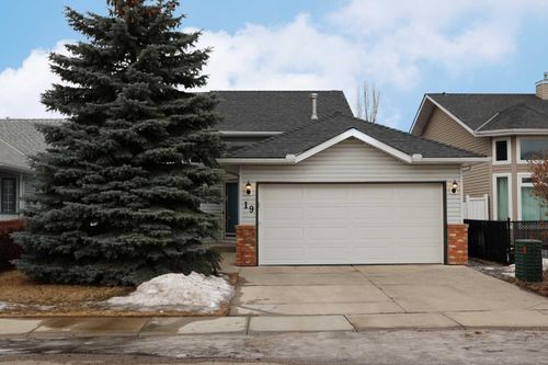 19 Sun Ridge Cres Nw, Airdrie, AB, T4B2G6 | Card Image