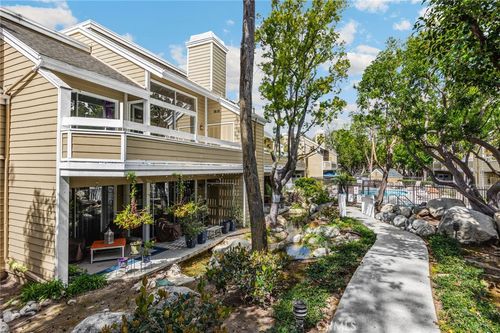 f-3740 S Bear St, Santa Ana, CA, 92704-7242 | Card Image
