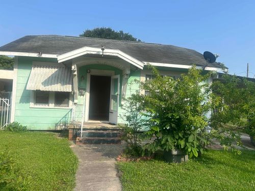 3924 7th St, Port Arthur, TX, 77642-3139 | Card Image