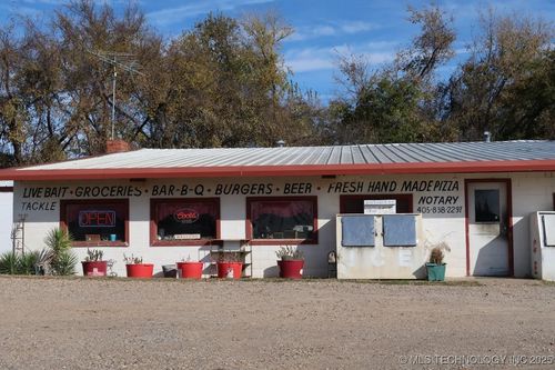 725 Carpenters Bluff Rd, Hendrix, OK, 74741-1210 | Card Image