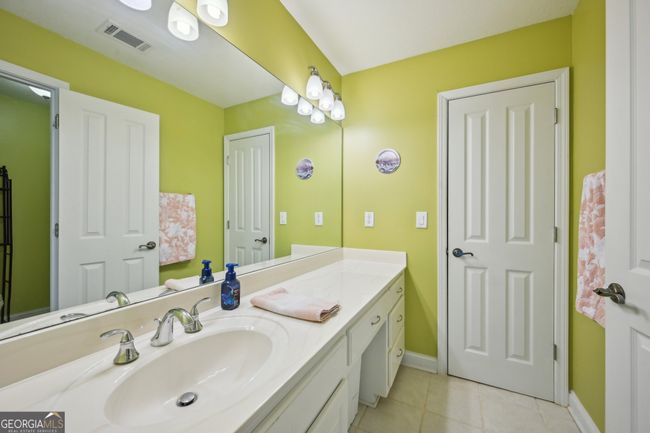 572 Harbour Shores Dr, House other with 4 bedrooms, 4 bathrooms and null parking in Jackson GA | Image 32