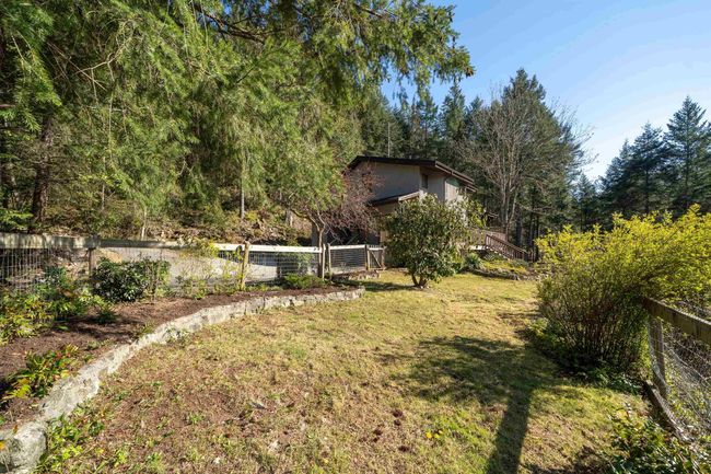 1557 White Sails Dr, House other with 3 bedrooms, 3 bathrooms and 4 parking in Bowen Island BC | Image 28