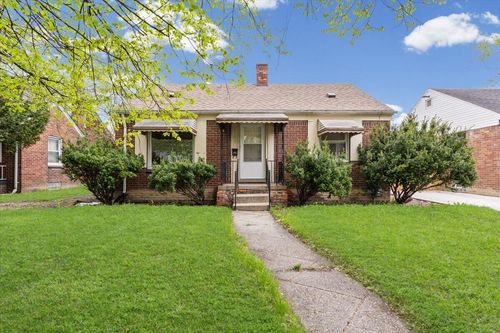 20458 Sorrento St, Detroit, MI, 48235-1131 | Card Image