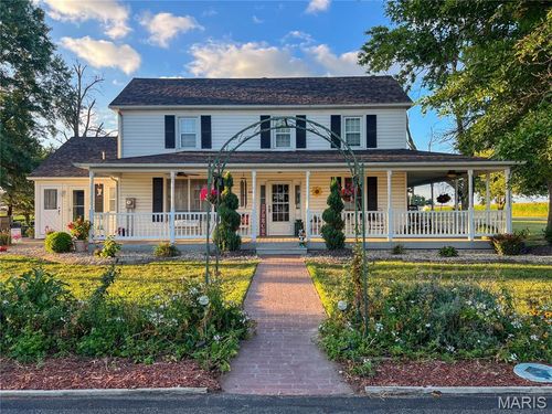 8221 State Route 4, Staunton, IL, 62088-2923 | Card Image