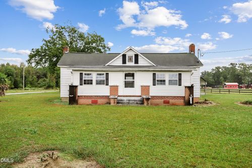 1169 Grantham School Rd, Mount Olive, NC, 28365-6911 | Card Image