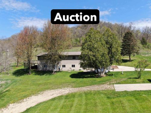 l4-33902 County Hwy N, Hillpoint, WI, 53937-7402 | Card Image