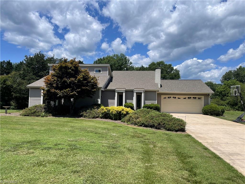 Tonya Dr, Winston Salem, NC 27105