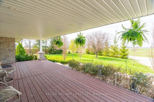 4609 Douglas Line, House other with 4 bedrooms, 2 bathrooms and 5 parking in Town Of Plympton Wyoming ON | Image 7