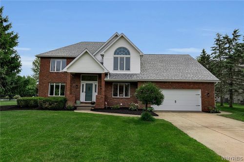 19 Braunview Way, Orchard Park, NY, 14127 | Card Image