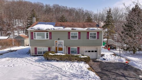 14 Capital Dr, Washingtonville, NY, 10992-1342 | Card Image