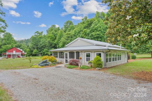 632 and 656 N Fork Road, Barnardsville, NC, 28709 | Card Image