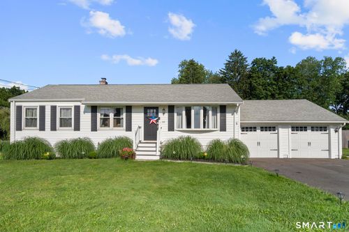 30 Pine River Rd, North Haven, CT, 06473-3311 | Card Image