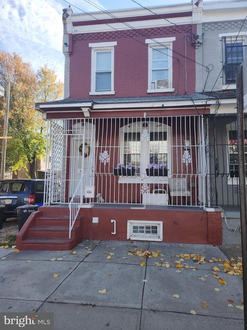 646 York St, CAMDEN, NJ, 08102-1832 | Card Image
