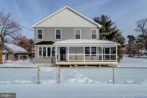 204 3rd Ave, WEST BERLIN, NJ, 08091-1323 | Card Image