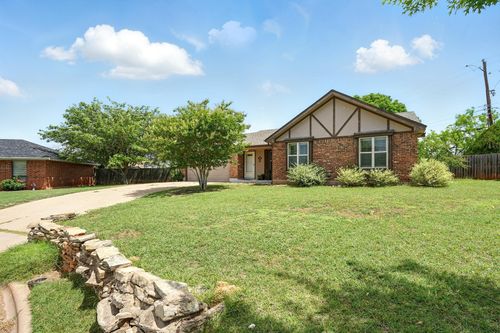 7934 Bonnie Cir, Abilene, TX, 79606-5521 | Card Image