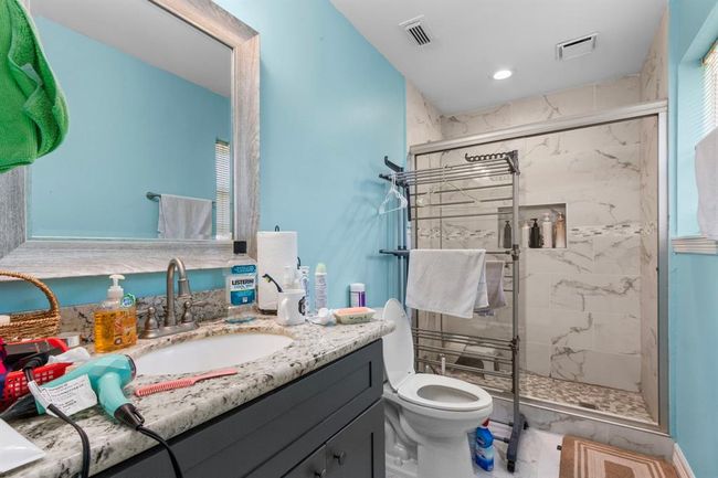 548 Cascade St, House other with 4 bedrooms, 4 bathrooms and 2 parking in Bellaire TX | Image 19