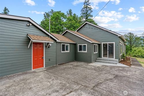 3820 Westside Hwy, Castle Rock, WA, 98611-9451 | Card Image