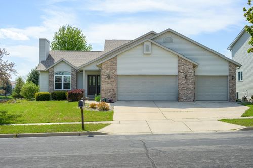 1106 Turnberry Court, Waunakee, WI, 53597 | Card Image