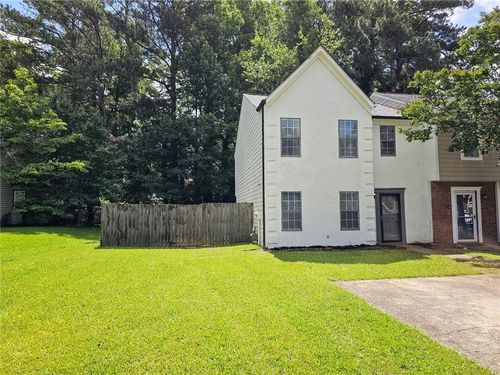 8040 Creekstone Way, Riverdale, GA, 30274-3931 | Card Image