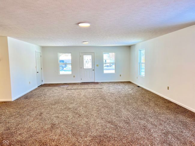 521 N Swain St, House other with 3 bedrooms, 2 bathrooms and null parking in Ingalls IN | Image 12